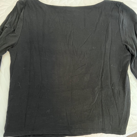 Aritzia Black Long Sleeve - Picture 3 of 3
